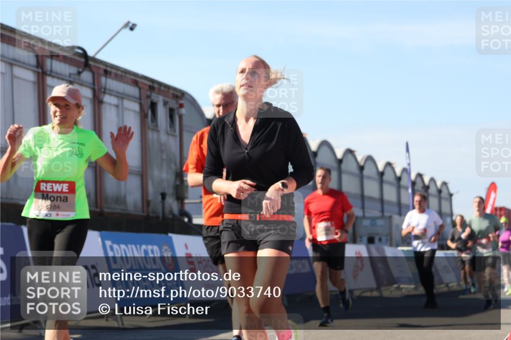 03.10.2025 - Köhlbrandbrückenlauf Luisa Fischer http://msf.ph/oto/9033740 03.10.2025 13:12:04 Ziel 4100, 4101, 4176, 4305, 4468, 4474, 5856, 5910, 5911, 5927, 6121, 6184, 6763, 6796 meine-sportfotos.de