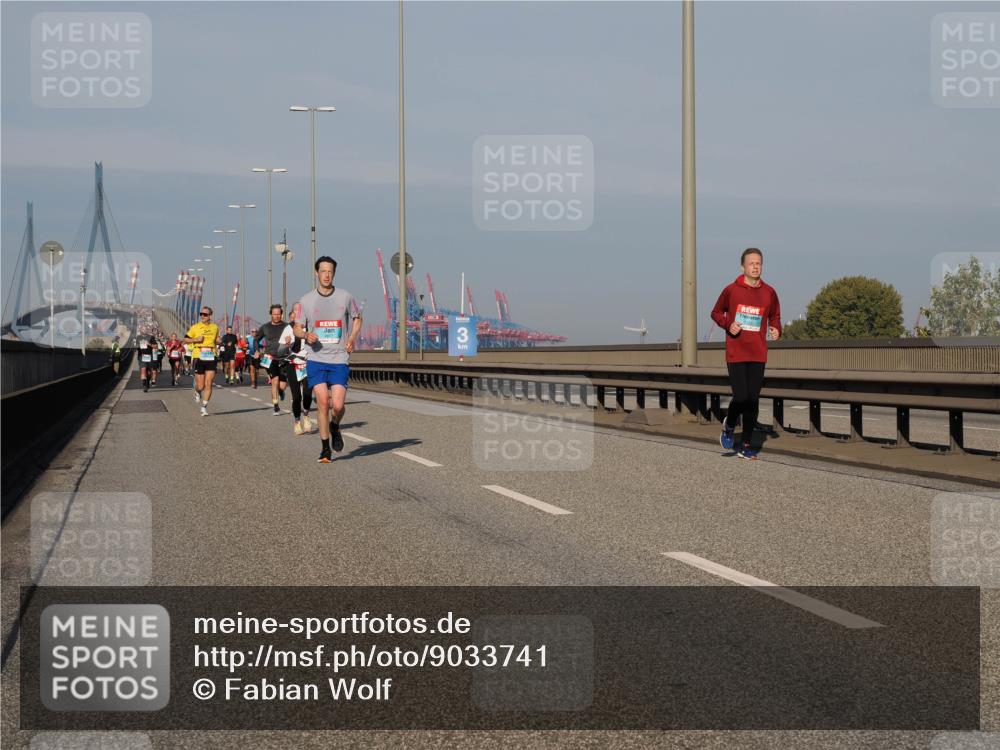 03.10.2025 - Köhlbrandbrückenlauf Fabian Wolf http://msf.ph/oto/9033741 03.10.2025 09:47:44 Position 3  meine-sportfotos.de