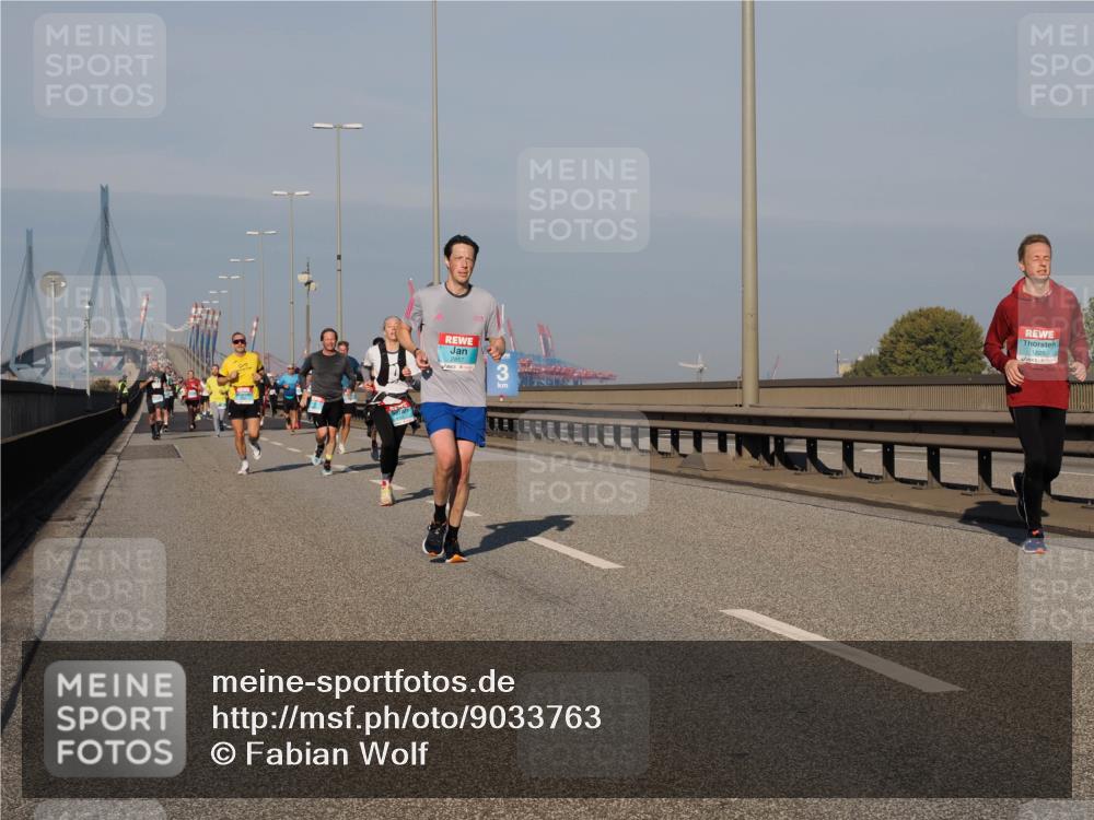 03.10.2025 - Köhlbrandbrückenlauf Fabian Wolf http://msf.ph/oto/9033763 03.10.2025 09:47:46 Position 3 2857, 1225 meine-sportfotos.de