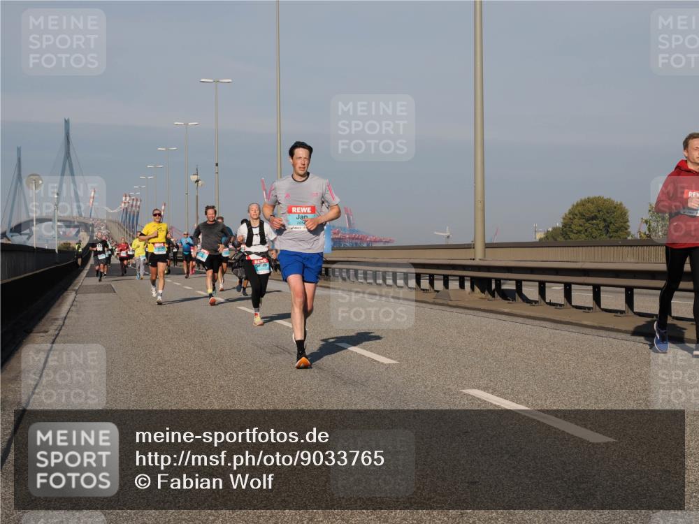 03.10.2025 - Köhlbrandbrückenlauf Fabian Wolf http://msf.ph/oto/9033765 03.10.2025 09:47:46 Position 3  meine-sportfotos.de