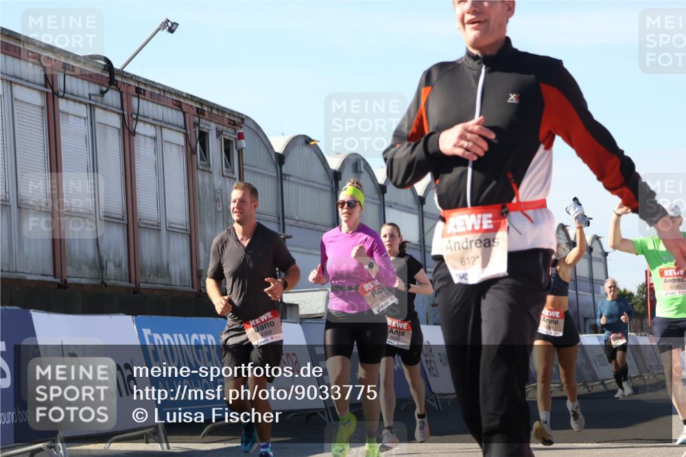 03.10.2025 - Köhlbrandbrückenlauf Luisa Fischer http://msf.ph/oto/9033775 03.10.2025 13:12:10 Ziel 4176, 4305, 4369, 4468, 4470, 4474, 5644, 5856, 5910, 5911, 5927, 6098, 6121, 6184, 6185 meine-sportfotos.de