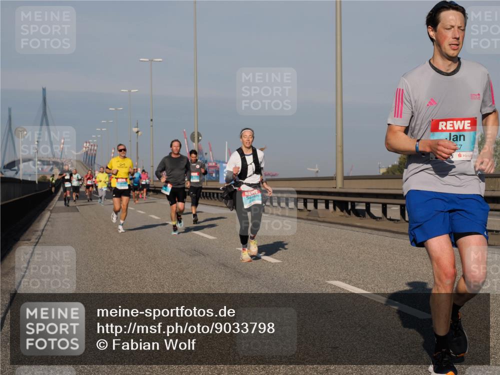 03.10.2025 - Köhlbrandbrückenlauf Fabian Wolf http://msf.ph/oto/9033798 03.10.2025 09:47:48 Position 3  meine-sportfotos.de