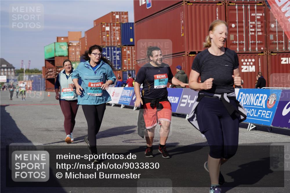 03.10.2025 - Köhlbrandbrückenlauf Michael Burmester http://msf.ph/oto/9033830 03.10.2025 10:42:11 Ziel 2178, 2179, 2277, 2278, 2515, 3070, 3284 meine-sportfotos.de