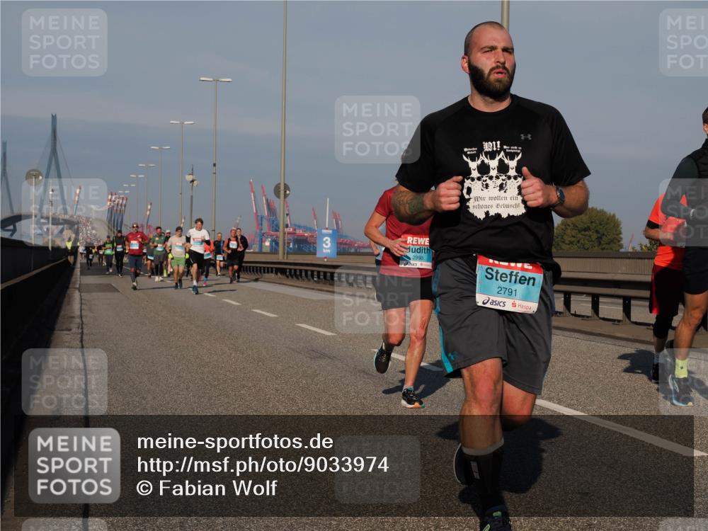 03.10.2025 - Köhlbrandbrückenlauf Fabian Wolf http://msf.ph/oto/9033974 03.10.2025 09:48:04 Position 3 2998, 2791 meine-sportfotos.de