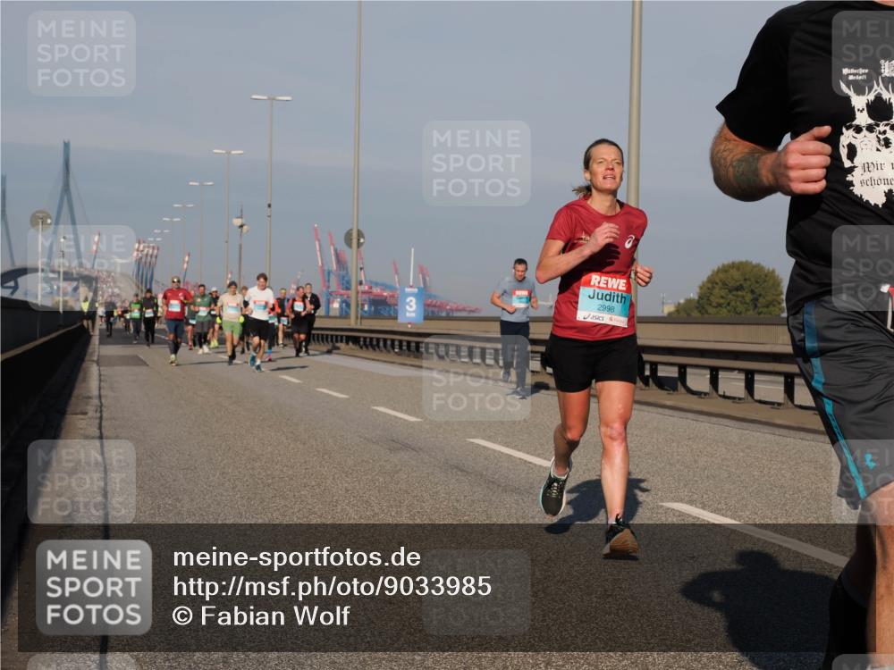 03.10.2025 - Köhlbrandbrückenlauf Fabian Wolf http://msf.ph/oto/9033985 03.10.2025 09:48:05 Position 3 2998 meine-sportfotos.de