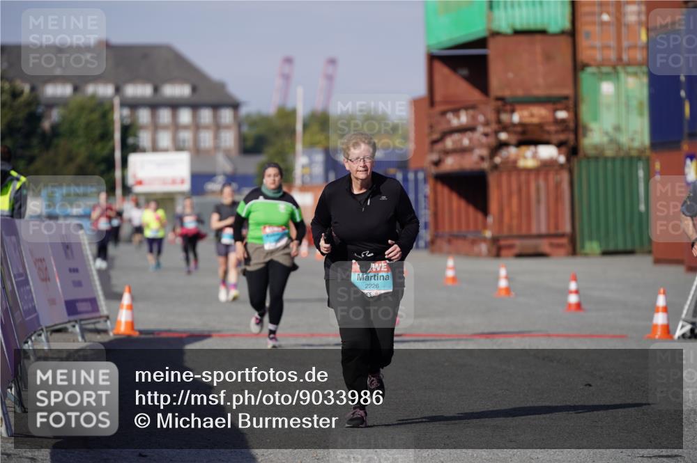 03.10.2025 - Köhlbrandbrückenlauf Michael Burmester http://msf.ph/oto/9033986 03.10.2025 10:42:43 Ziel 2226, 3283, 3623 meine-sportfotos.de