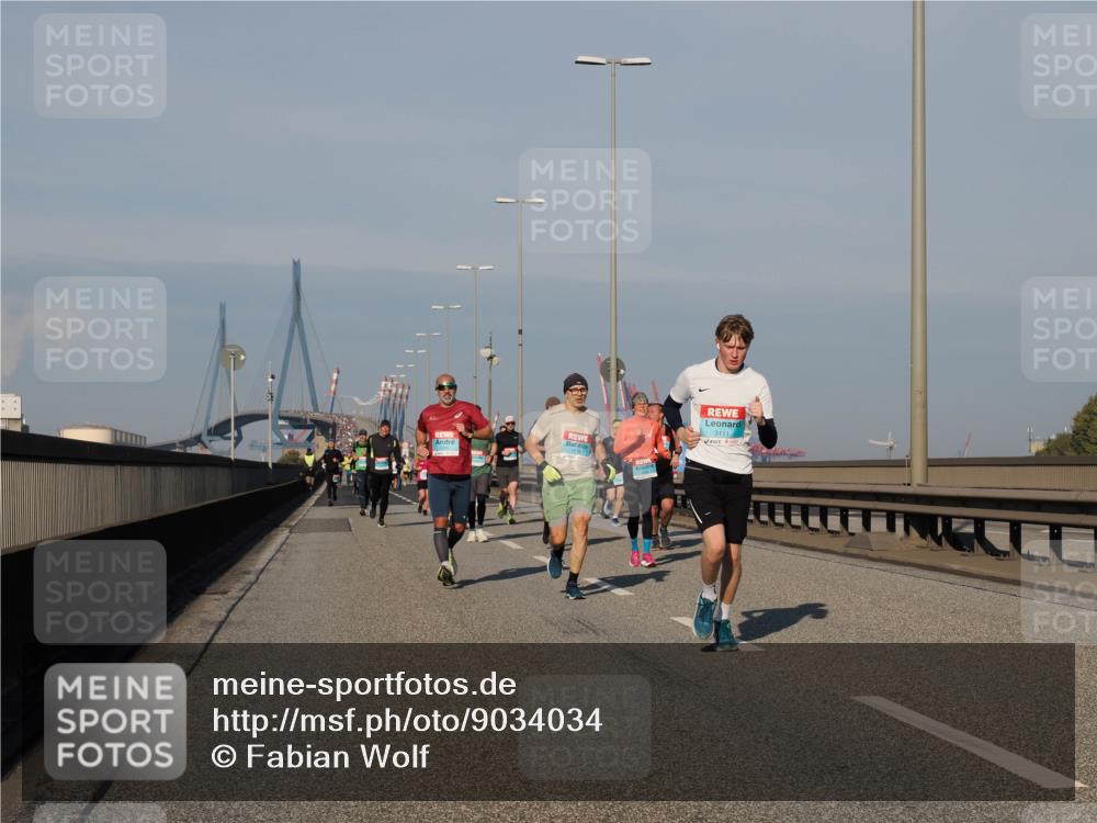 03.10.2025 - Köhlbrandbrückenlauf Fabian Wolf http://msf.ph/oto/9034034 03.10.2025 09:48:11 Position 3 3111 meine-sportfotos.de