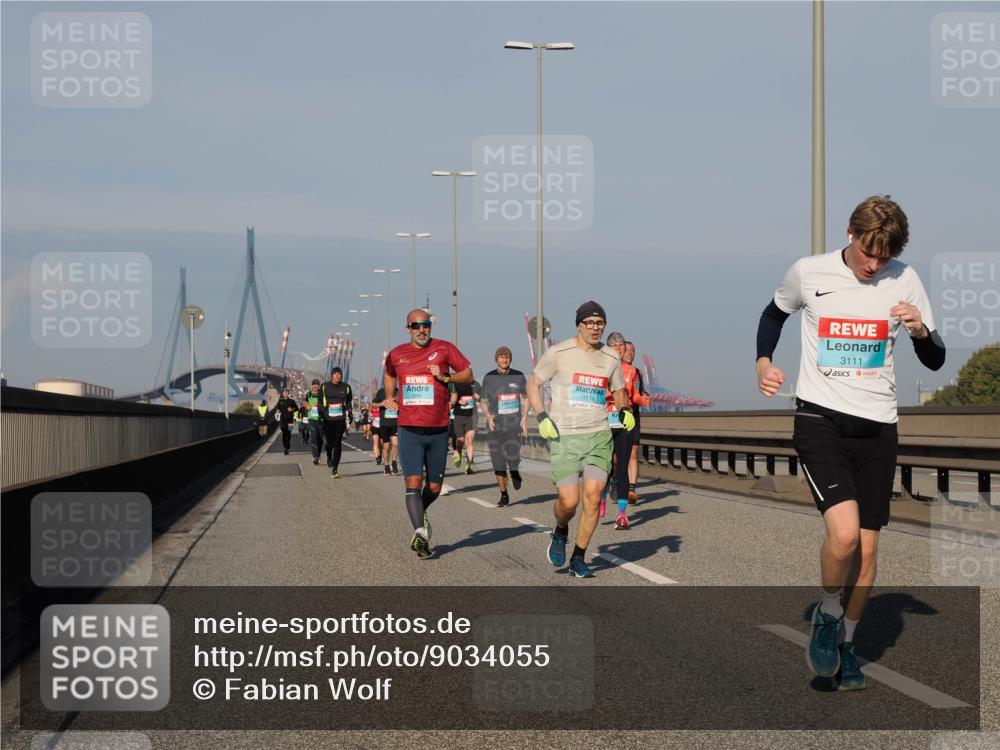 03.10.2025 - Köhlbrandbrückenlauf Fabian Wolf http://msf.ph/oto/9034055 03.10.2025 09:48:13 Position 3 1776, 3111 meine-sportfotos.de