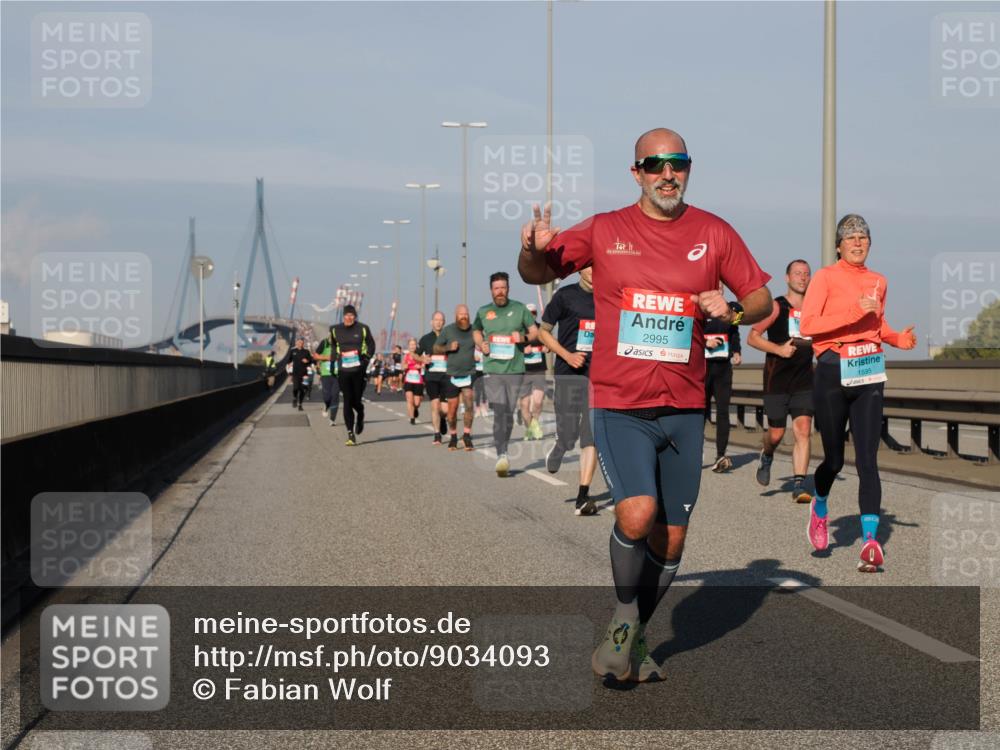 03.10.2025 - Köhlbrandbrückenlauf Fabian Wolf http://msf.ph/oto/9034093 03.10.2025 09:48:15 Position 3 2995, 1595 meine-sportfotos.de