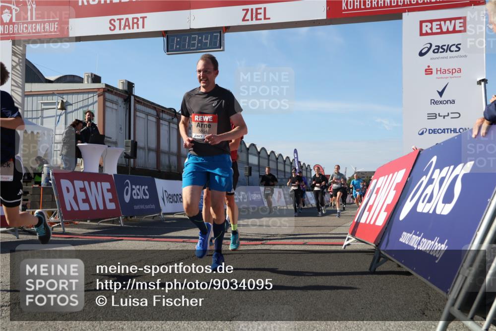 03.10.2025 - Köhlbrandbrückenlauf Luisa Fischer http://msf.ph/oto/9034095 03.10.2025 13:13:46 Ziel 4348, 4461, 4522, 4642, 5640, 5802, 5884, 5886, 5908, 6116, 6228, 6363, 6366, 6487, 6488, 6604 meine-sportfotos.de