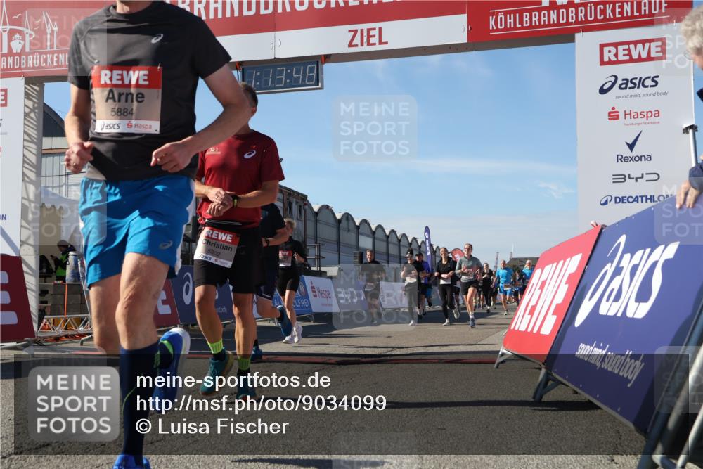 03.10.2025 - Köhlbrandbrückenlauf Luisa Fischer http://msf.ph/oto/9034099 03.10.2025 13:13:46 Ziel 4348, 4461, 4522, 4642, 5640, 5802, 5884, 5886, 5908, 6116, 6228, 6363, 6366, 6487, 6488, 6604 meine-sportfotos.de