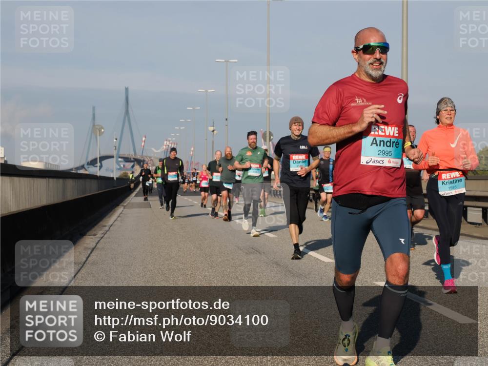 03.10.2025 - Köhlbrandbrückenlauf Fabian Wolf http://msf.ph/oto/9034100 03.10.2025 09:48:16 Position 3 2995, 1595 meine-sportfotos.de