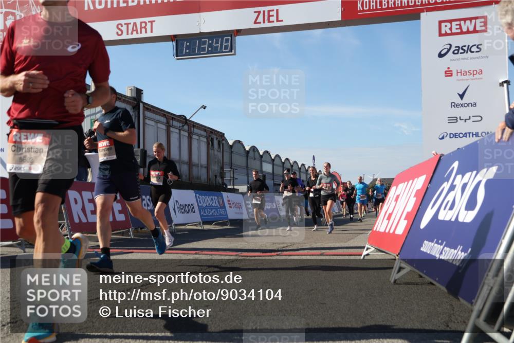 03.10.2025 - Köhlbrandbrückenlauf Luisa Fischer http://msf.ph/oto/9034104 03.10.2025 13:13:47 Ziel 4348, 4461, 4522, 4642, 5078, 5640, 5802, 5884, 5886, 5908, 6116, 6125, 6227, 6228, 6363, 6366, 6487, 6488, 6604 meine-sportfotos.de