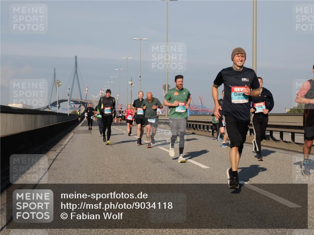 03.10.2025 - Köhlbrandbrückenlauf Fabian Wolf http://msf.ph/oto/9034118 03.10.2025 09:48:17 Position 3 1105, 3139 meine-sportfotos.de