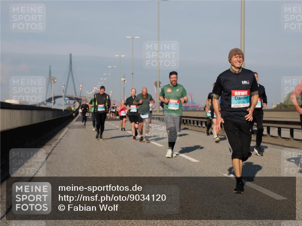 03.10.2025 - Köhlbrandbrückenlauf Fabian Wolf http://msf.ph/oto/9034120 03.10.2025 09:48:17 Position 3 3139 meine-sportfotos.de