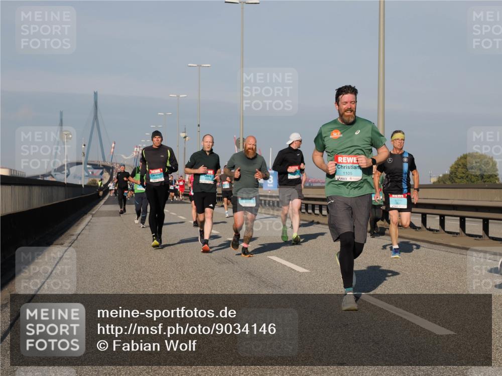 03.10.2025 - Köhlbrandbrückenlauf Fabian Wolf http://msf.ph/oto/9034146 03.10.2025 09:48:19 Position 3 1105 meine-sportfotos.de
