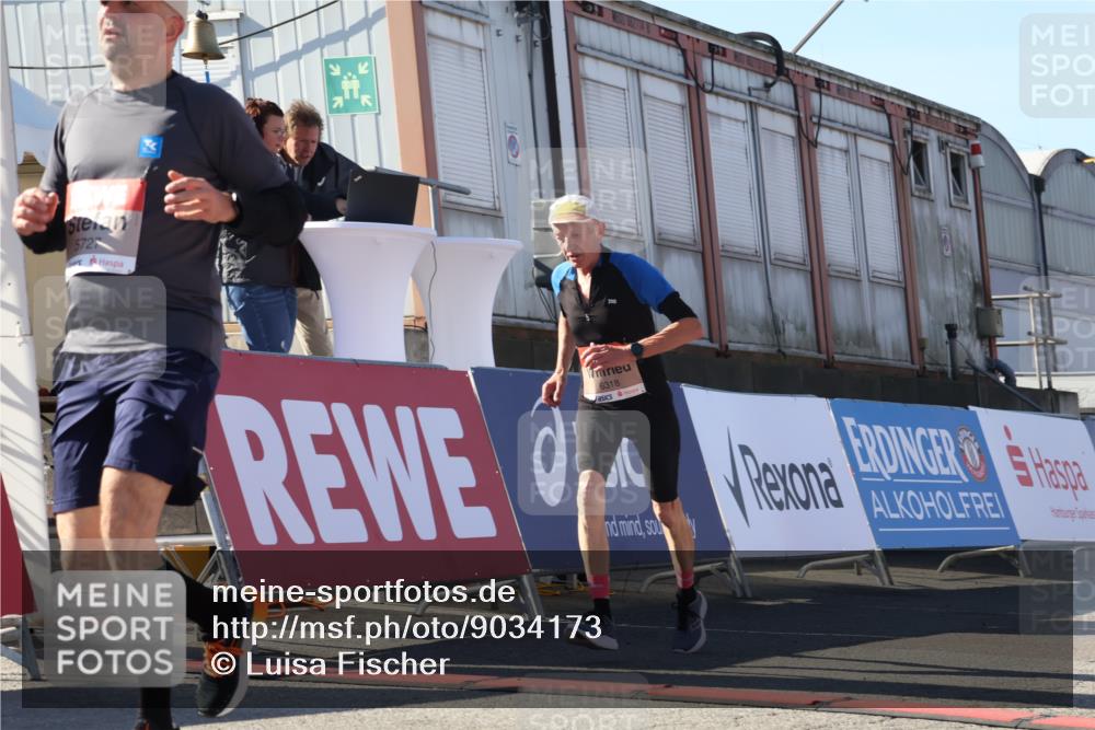 03.10.2025 - Köhlbrandbrückenlauf Luisa Fischer http://msf.ph/oto/9034173 03.10.2025 13:14:03 Ziel 4188, 4306, 4313, 4612, 4785, 4868, 5078, 5700, 5727, 6125, 6227, 6318, 6766 meine-sportfotos.de