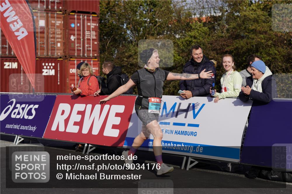 03.10.2025 - Köhlbrandbrückenlauf Michael Burmester http://msf.ph/oto/9034176 03.10.2025 10:43:00 Ziel 3649 meine-sportfotos.de