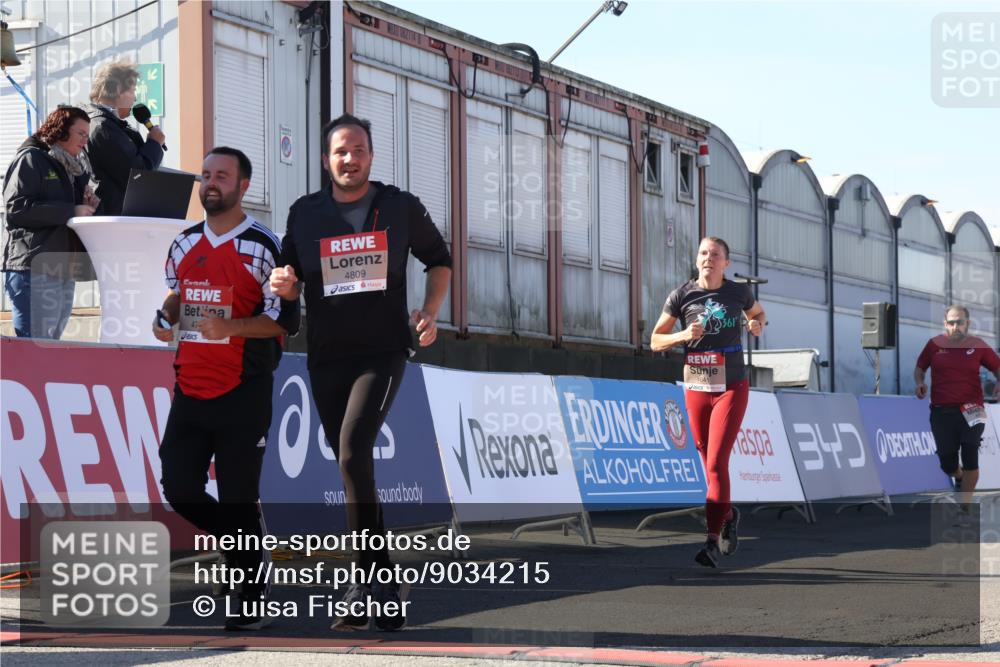 03.10.2025 - Köhlbrandbrückenlauf Luisa Fischer http://msf.ph/oto/9034215 03.10.2025 13:14:11 Ziel 4313, 4437, 4569, 4641, 4728, 4785, 4809, 4888, 5727, 6318, 6327, 6418, 6735 meine-sportfotos.de