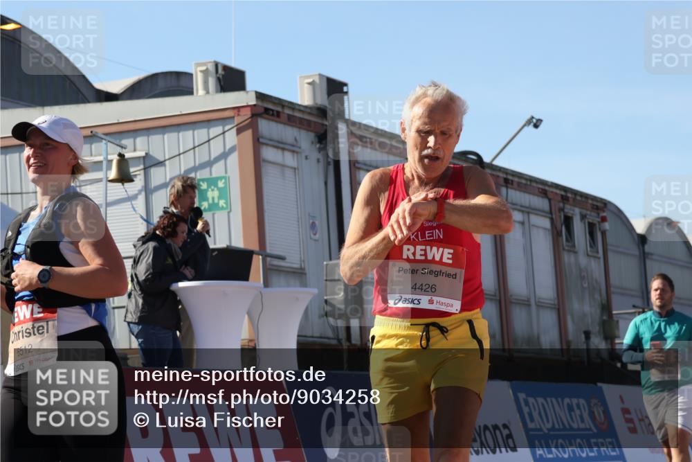 03.10.2025 - Köhlbrandbrückenlauf Luisa Fischer http://msf.ph/oto/9034258 03.10.2025 13:14:25 Ziel 4400, 4426, 4437, 4569, 4776, 4888, 5132, 5282, 5782, 5805, 5902, 5903, 6012, 6327, 6418, 6512, 6735 meine-sportfotos.de