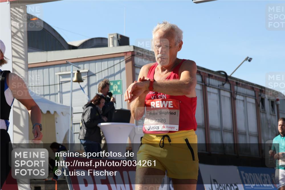 03.10.2025 - Köhlbrandbrückenlauf Luisa Fischer http://msf.ph/oto/9034261 03.10.2025 13:14:25 Ziel 4400, 4426, 4437, 4569, 4776, 4888, 5132, 5282, 5782, 5805, 5902, 5903, 6012, 6327, 6418, 6512, 6735 meine-sportfotos.de