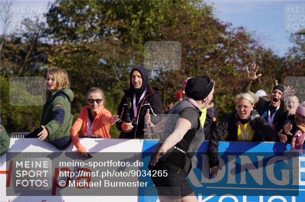 03.10.2025 - Köhlbrandbrückenlauf Michael Burmester http://msf.ph/oto/9034265 03.10.2025 10:43:01 Ziel 3649 meine-sportfotos.de