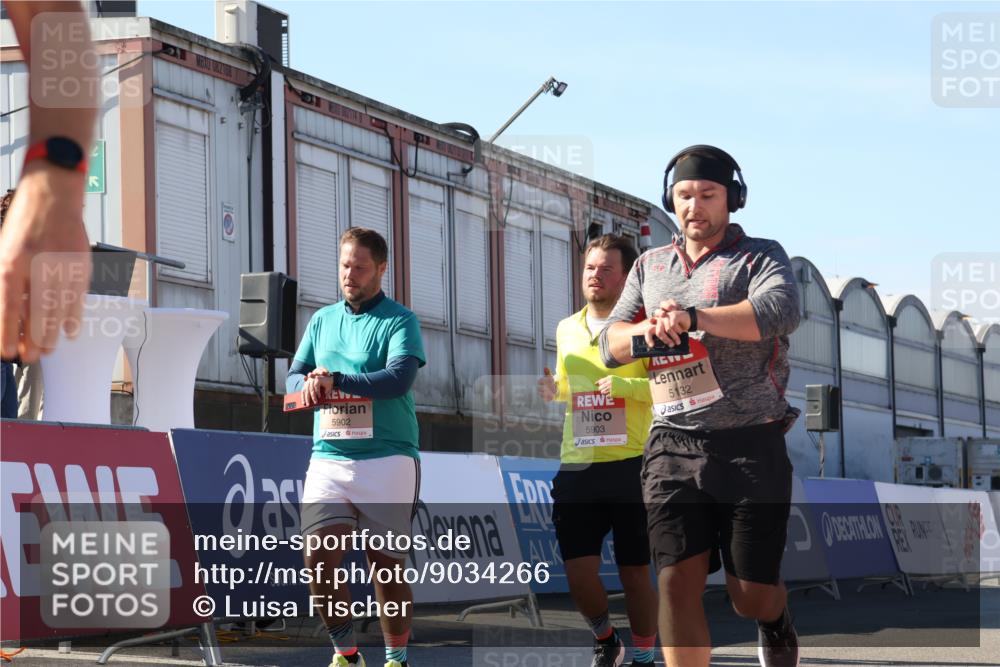 03.10.2025 - Köhlbrandbrückenlauf Luisa Fischer http://msf.ph/oto/9034266 03.10.2025 13:14:26 Ziel 4400, 4426, 4437, 4569, 4776, 4888, 5132, 5282, 5782, 5805, 5902, 5903, 6012, 6327, 6418, 6512 meine-sportfotos.de