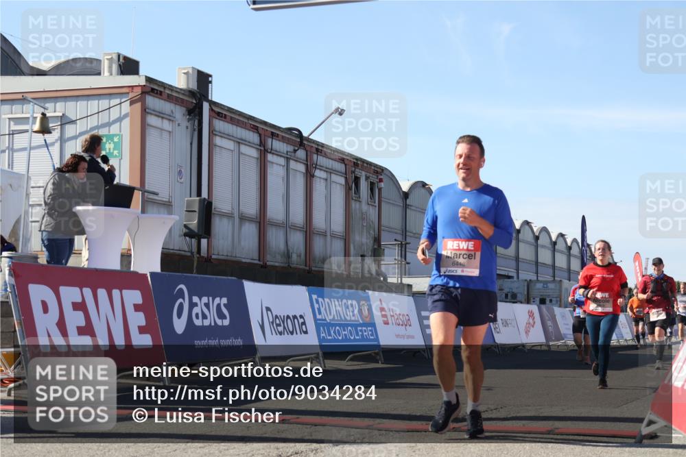 03.10.2025 - Köhlbrandbrückenlauf Luisa Fischer http://msf.ph/oto/9034284 03.10.2025 13:14:41 Ziel 4202, 4259, 4424, 4509, 4533, 4684, 4692, 4788, 4869, 5249, 5682, 5686, 5711, 5782, 6316, 6448, 6849 meine-sportfotos.de