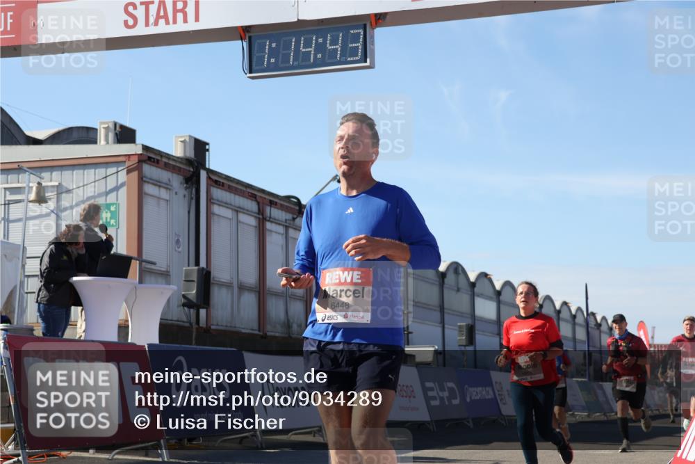 03.10.2025 - Köhlbrandbrückenlauf Luisa Fischer http://msf.ph/oto/9034289 03.10.2025 13:14:42 Ziel 4202, 4259, 4424, 4509, 4533, 4684, 4692, 4788, 4869, 5249, 5682, 5686, 5711, 6316, 6344, 6448, 6849 meine-sportfotos.de