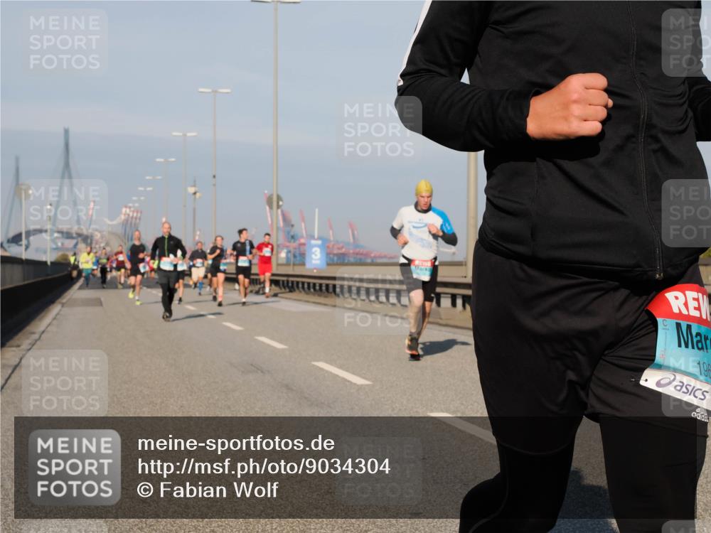 03.10.2025 - Köhlbrandbrückenlauf Fabian Wolf http://msf.ph/oto/9034304 03.10.2025 09:48:30 Position 3 196 meine-sportfotos.de