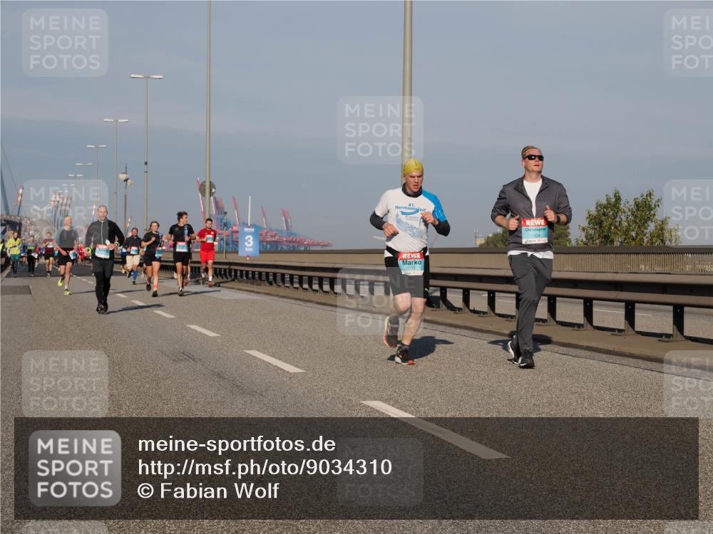 03.10.2025 - Köhlbrandbrückenlauf Fabian Wolf http://msf.ph/oto/9034310 03.10.2025 09:48:31 Position 3 1334, 1116 meine-sportfotos.de
