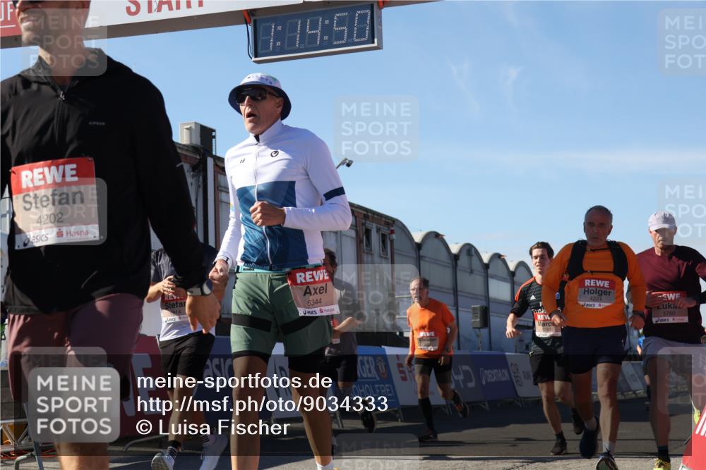 03.10.2025 - Köhlbrandbrückenlauf Luisa Fischer http://msf.ph/oto/9034333 03.10.2025 13:14:49 Ziel 4202, 4224, 4406, 4424, 4533, 4692, 4869, 4890, 5054, 5525, 5535, 5682, 5686, 5711, 5760, 5761, 5814, 6293, 6316, 6344, 6448, 6849 meine-sportfotos.de