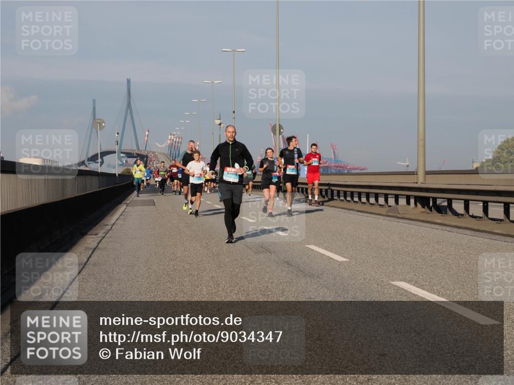 03.10.2025 - Köhlbrandbrückenlauf Fabian Wolf http://msf.ph/oto/9034347 03.10.2025 09:48:34 Position 3  meine-sportfotos.de