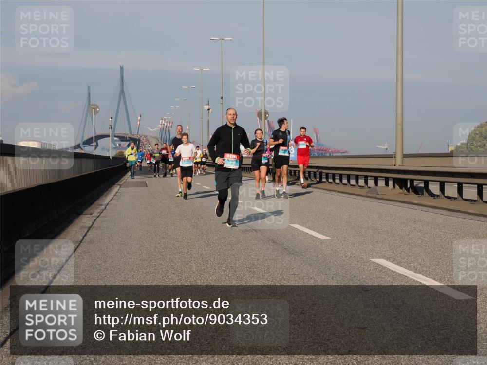 03.10.2025 - Köhlbrandbrückenlauf Fabian Wolf http://msf.ph/oto/9034353 03.10.2025 09:48:34 Position 3  meine-sportfotos.de
