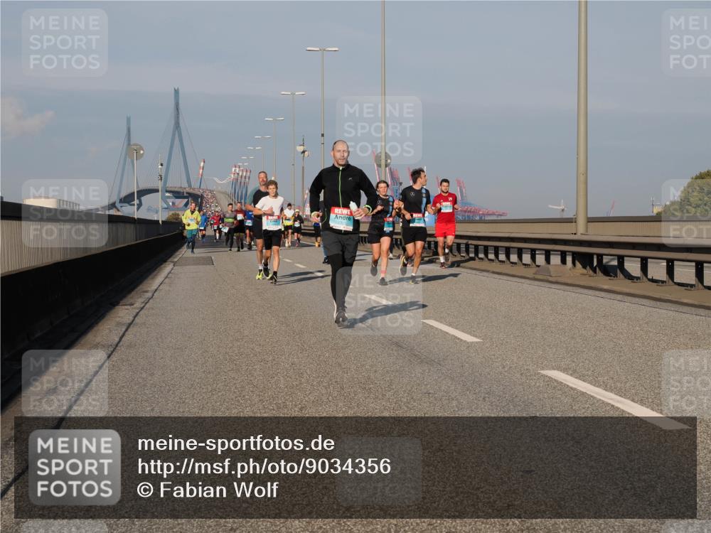 03.10.2025 - Köhlbrandbrückenlauf Fabian Wolf http://msf.ph/oto/9034356 03.10.2025 09:48:34 Position 3  meine-sportfotos.de