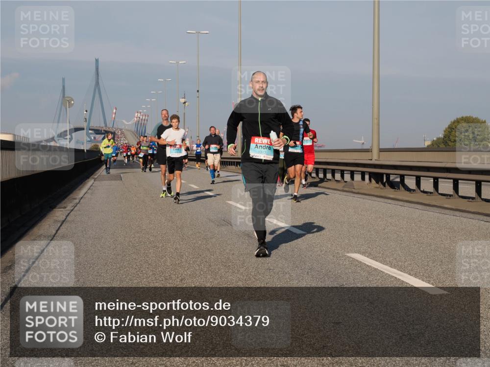 03.10.2025 - Köhlbrandbrückenlauf Fabian Wolf http://msf.ph/oto/9034379 03.10.2025 09:48:36 Position 3 1313 meine-sportfotos.de