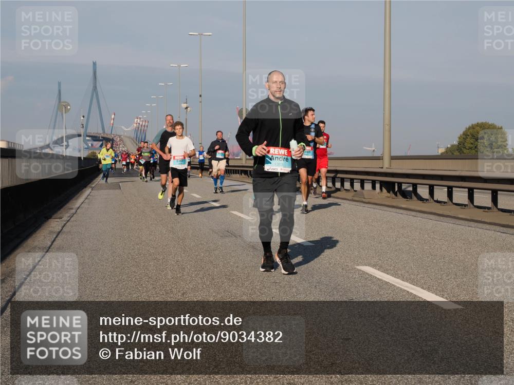 03.10.2025 - Köhlbrandbrückenlauf Fabian Wolf http://msf.ph/oto/9034382 03.10.2025 09:48:36 Position 3 1313 meine-sportfotos.de