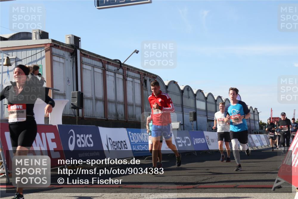 03.10.2025 - Köhlbrandbrückenlauf Luisa Fischer http://msf.ph/oto/9034383 03.10.2025 13:15:00 Ziel 4224, 4232, 4244, 4282, 4406, 4784, 4890, 5054, 5173, 5525, 5535, 5737, 5760, 5761, 6017, 6128, 6129, 6293, 6454, 6810, 6815 meine-sportfotos.de