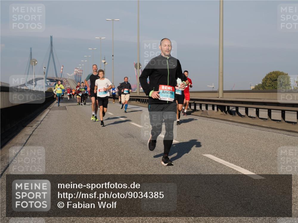 03.10.2025 - Köhlbrandbrückenlauf Fabian Wolf http://msf.ph/oto/9034385 03.10.2025 09:48:36 Position 3 1313 meine-sportfotos.de