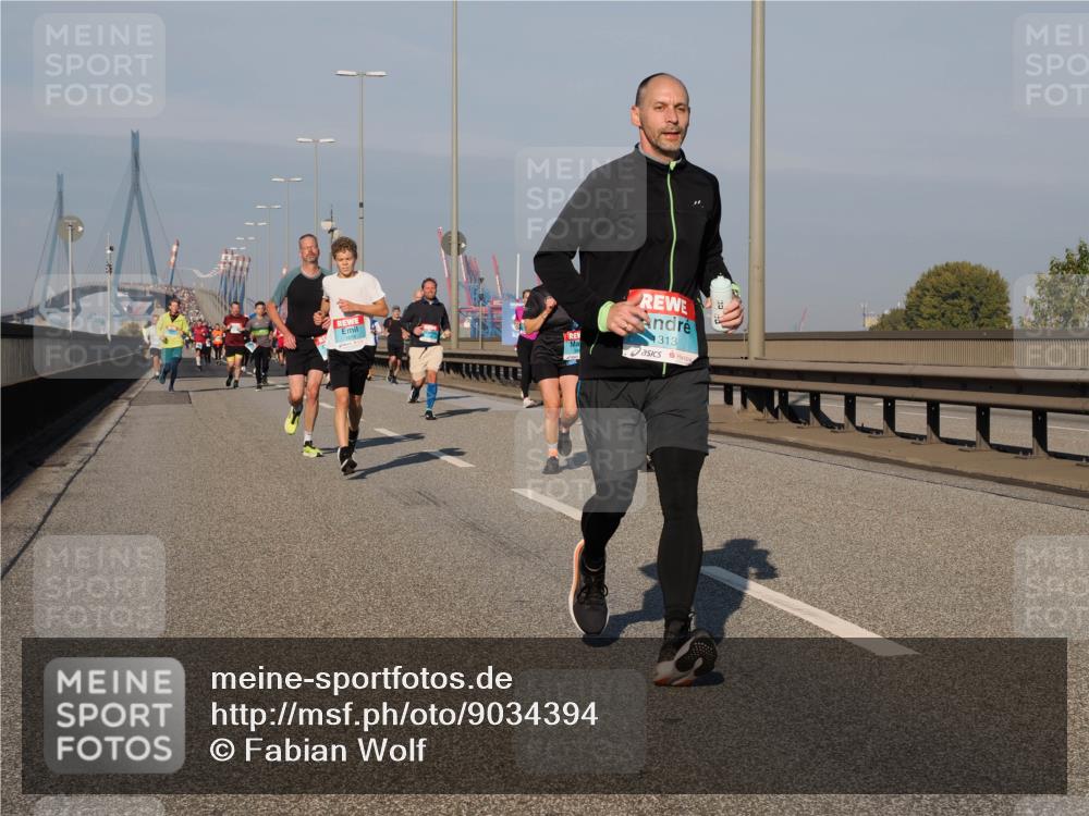 03.10.2025 - Köhlbrandbrückenlauf Fabian Wolf http://msf.ph/oto/9034394 03.10.2025 09:48:37 Position 3 313 meine-sportfotos.de
