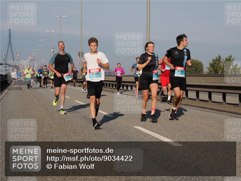 03.10.2025 - Köhlbrandbrückenlauf Fabian Wolf http://msf.ph/oto/9034422 03.10.2025 09:48:39 Position 3 1878, 3462 meine-sportfotos.de