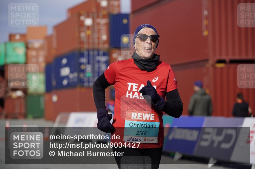 03.10.2025 - Köhlbrandbrückenlauf Michael Burmester http://msf.ph/oto/9034427 03.10.2025 10:43:36 Ziel 2425, 2565, 2753 meine-sportfotos.de