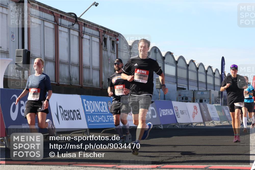 03.10.2025 - Köhlbrandbrückenlauf Luisa Fischer http://msf.ph/oto/9034470 03.10.2025 13:15:29 Ziel 4031, 4267, 4610, 4797, 4871, 4958, 4962, 5309, 5771, 6019, 6535, 6772, 6790 meine-sportfotos.de