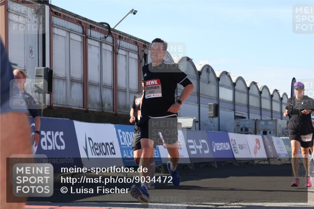 03.10.2025 - Köhlbrandbrückenlauf Luisa Fischer http://msf.ph/oto/9034472 03.10.2025 13:15:29 Ziel 4031, 4267, 4610, 4797, 4871, 4958, 4962, 5309, 5771, 6019, 6535, 6772, 6790 meine-sportfotos.de