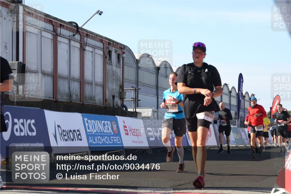 03.10.2025 - Köhlbrandbrückenlauf Luisa Fischer http://msf.ph/oto/9034476 03.10.2025 13:15:31 Ziel 4031, 4267, 4399, 4577, 4678, 4704, 4797, 4871, 4958, 4962, 5309, 5771, 6019, 6535, 6772 meine-sportfotos.de