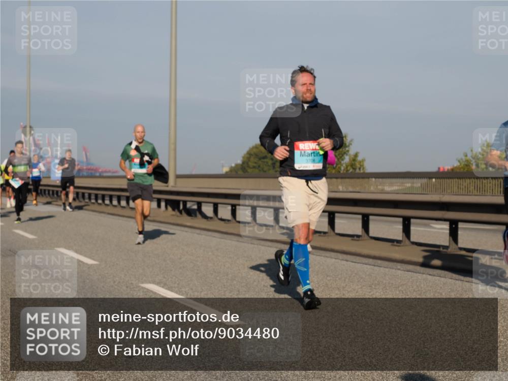 03.10.2025 - Köhlbrandbrückenlauf Fabian Wolf http://msf.ph/oto/9034480 03.10.2025 09:48:44 Position 3 3708 meine-sportfotos.de