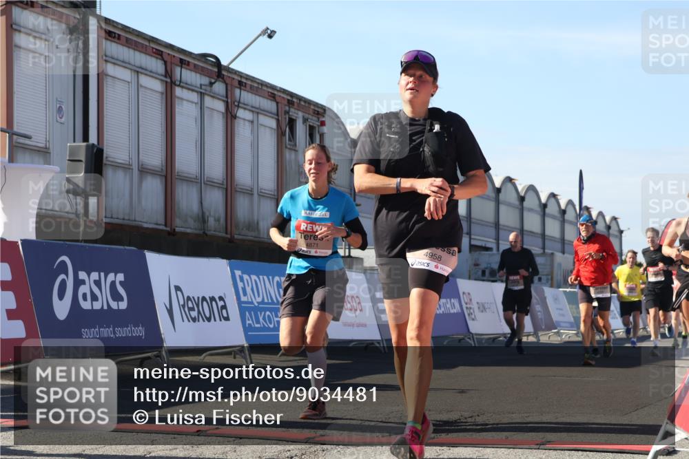 03.10.2025 - Köhlbrandbrückenlauf Luisa Fischer http://msf.ph/oto/9034481 03.10.2025 13:15:32 Ziel 4031, 4267, 4399, 4577, 4678, 4704, 4797, 4803, 4871, 4958, 4962, 5309, 5771, 6019, 6535, 6772 meine-sportfotos.de