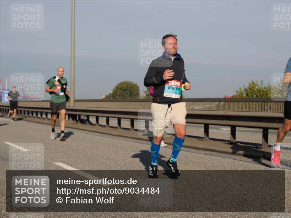 03.10.2025 - Köhlbrandbrückenlauf Fabian Wolf http://msf.ph/oto/9034484 03.10.2025 09:48:44 Position 3 3708 meine-sportfotos.de
