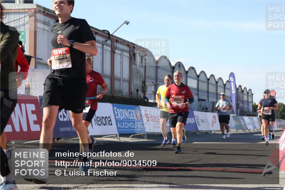 03.10.2025 - Köhlbrandbrückenlauf Luisa Fischer http://msf.ph/oto/9034509 03.10.2025 13:15:37 Ziel 4210, 4267, 4399, 4421, 4577, 4604, 4678, 4704, 4797, 4803, 4871, 4958, 4962, 5309, 5768, 5942, 6019, 6112, 6772 meine-sportfotos.de
