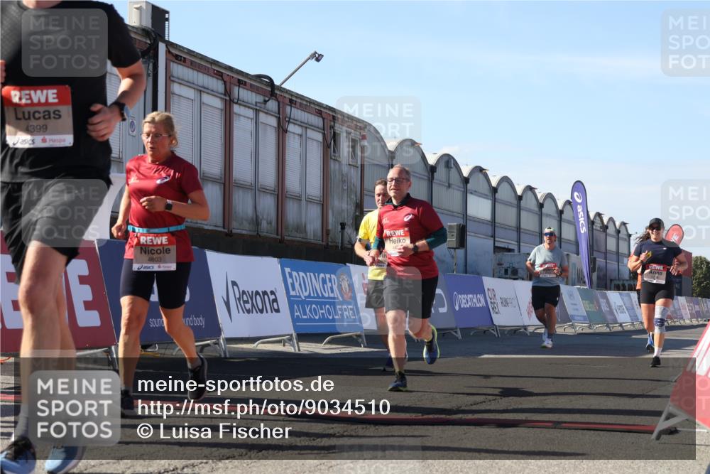 03.10.2025 - Köhlbrandbrückenlauf Luisa Fischer http://msf.ph/oto/9034510 03.10.2025 13:15:37 Ziel 4210, 4267, 4399, 4421, 4577, 4604, 4678, 4704, 4797, 4803, 4871, 4958, 4962, 5309, 5768, 5942, 6019, 6112, 6772 meine-sportfotos.de